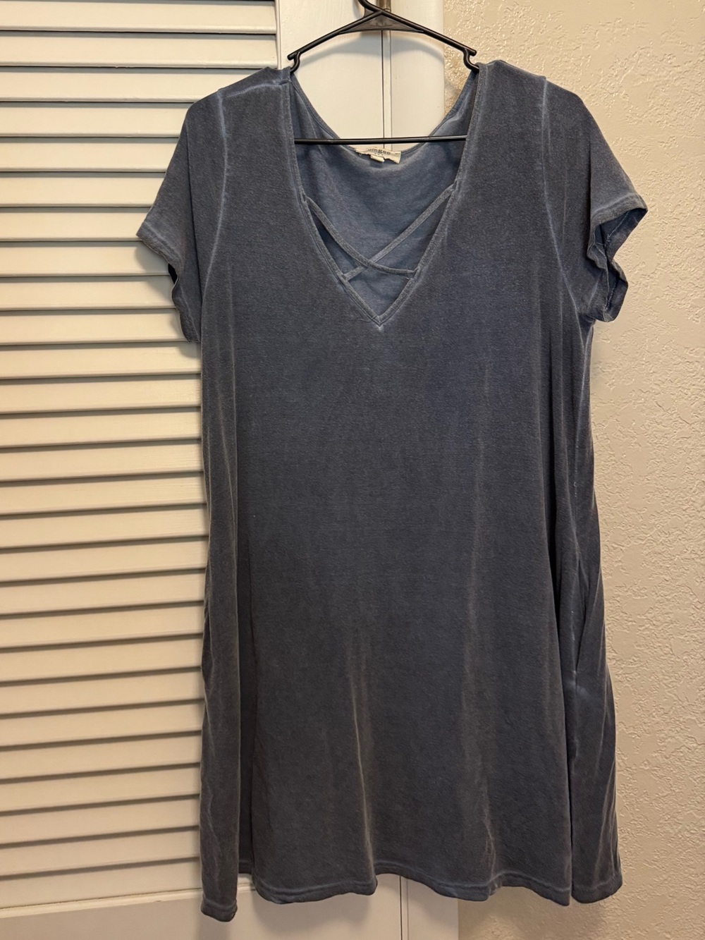 Umgee Slate Blue Short Sleeve V-Neck Tunic with Crisscross Detail